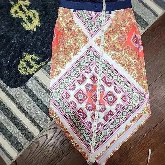 Y2k Vintage Denim Bandana Midi skirt. Size 7 - Picture 4 of 9